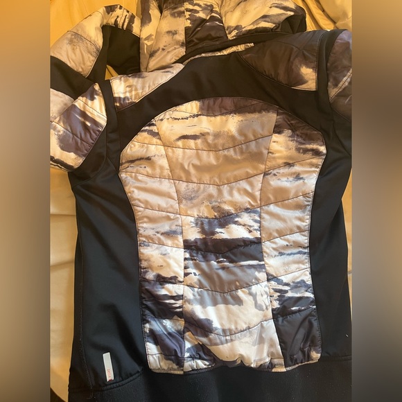 XL women’s Zella Athletic Jacket - Picture 5 of 5